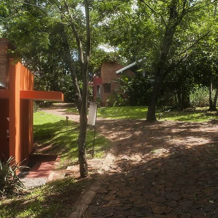 Raices Amambai Lodges Puerto Iguazú Esterno foto