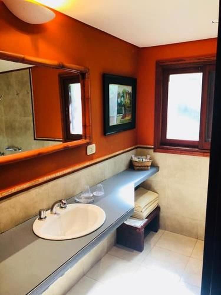 Raices Amambai Lodges Puerto Iguazú Esterno foto