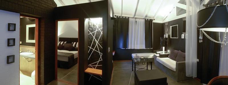 Raices Amambai Lodges Puerto Iguazú Esterno foto