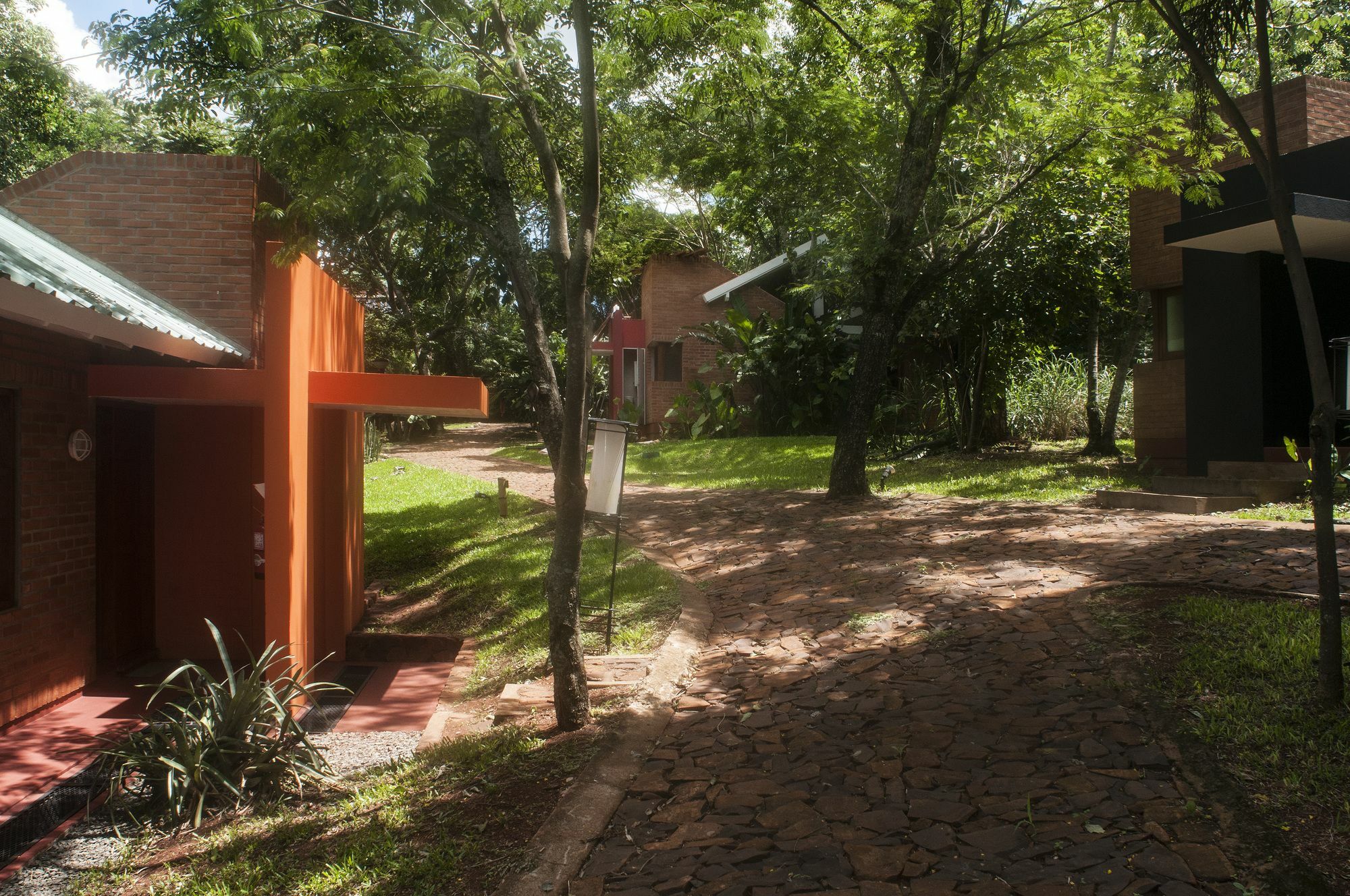 Raices Amambai Lodges Puerto Iguazú Esterno foto