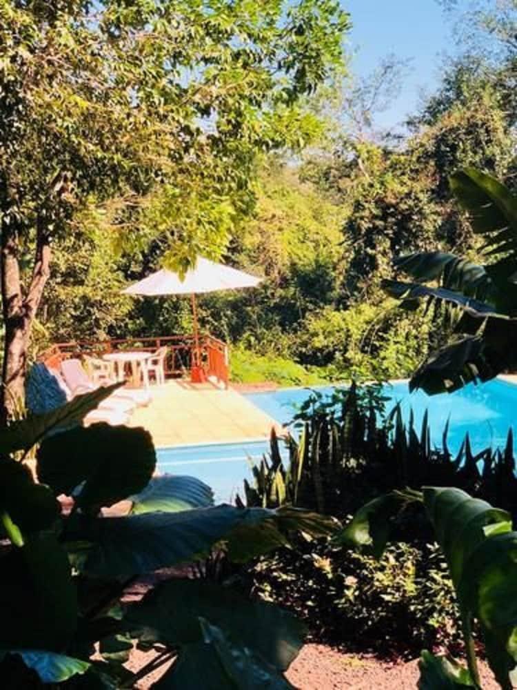 Raices Amambai Lodges Puerto Iguazú Esterno foto